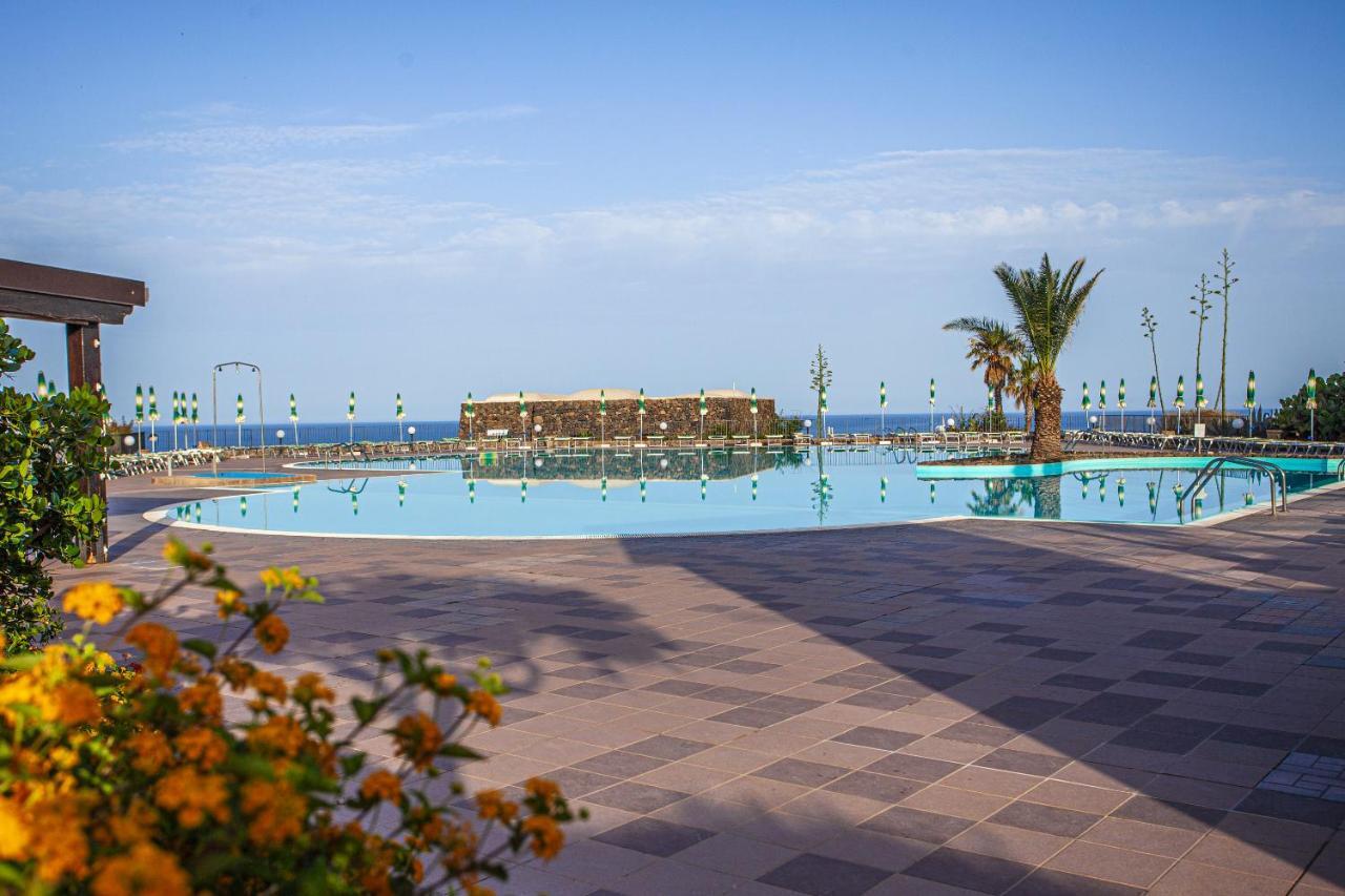 Suvaki Resort Madonna Delle Grazie Bagian luar foto